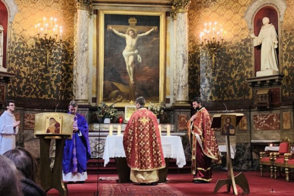 B694CFDC-6F35-4D05-A5E5-F78E0E1AD948