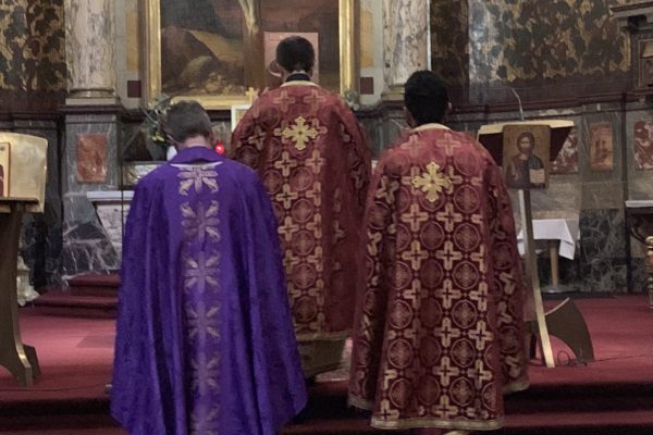 E5DB92FB-AE60-42B4-8774-FFD03C9447FF