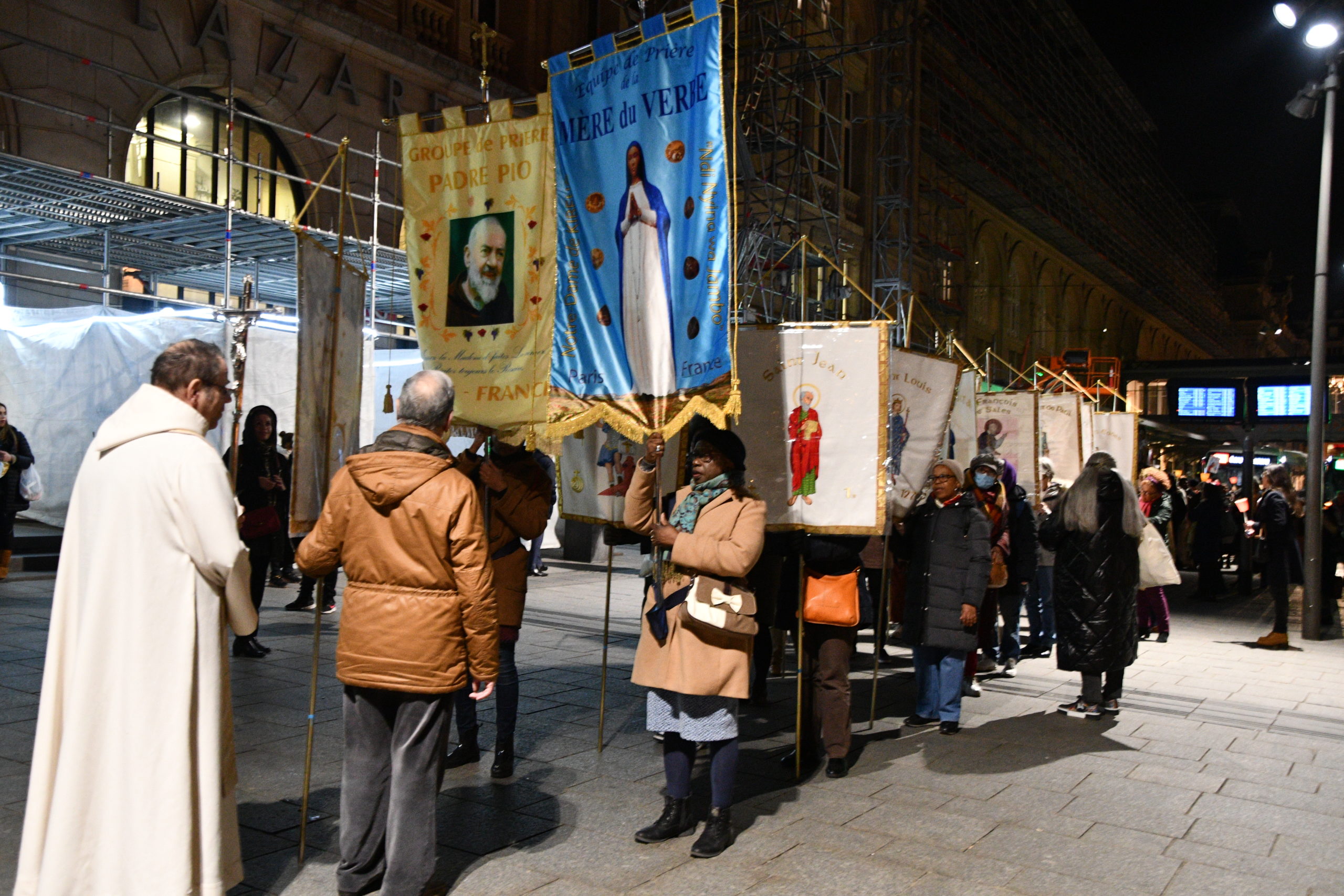 2023 02 10 POURNY Michel Procession Paris IXe (75)